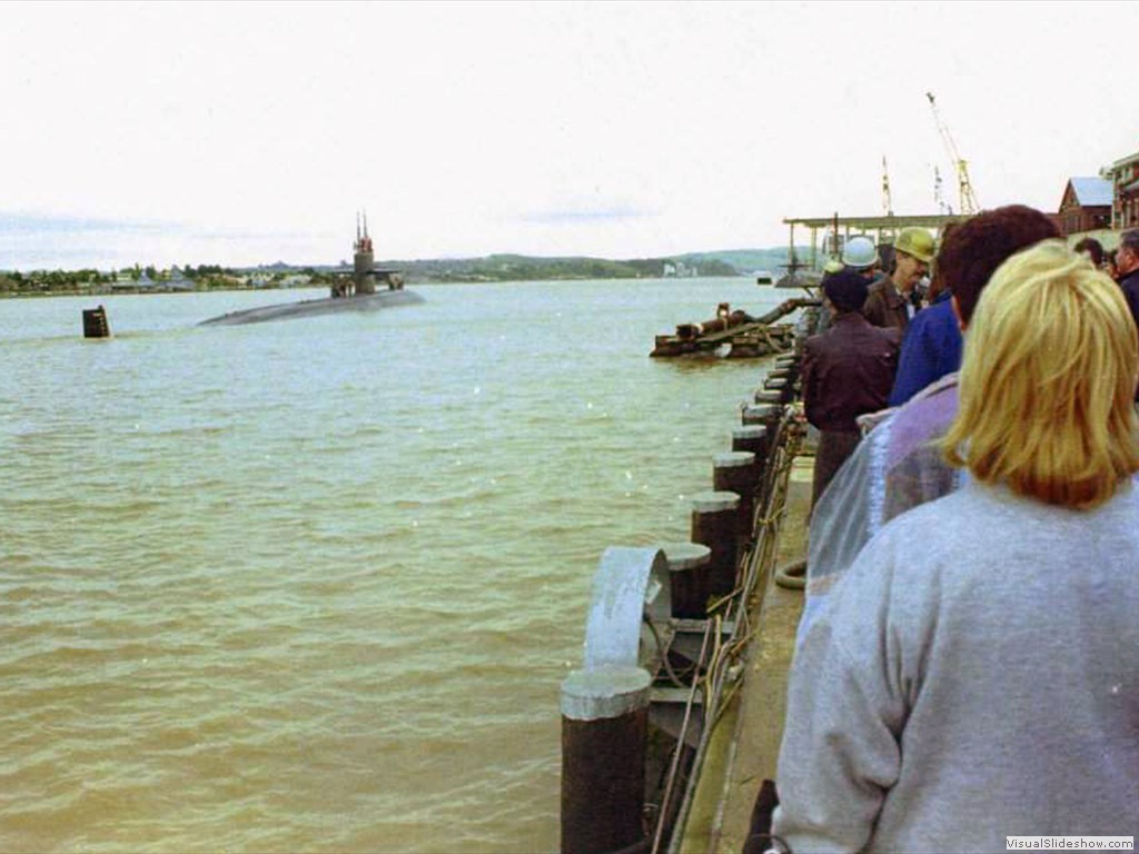 Los Angeles (SSN-688)-11