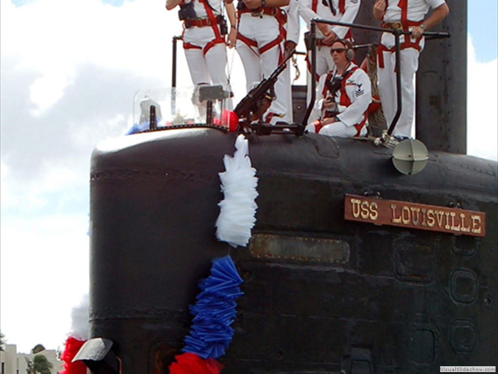 Louisville (SSN-724)-13