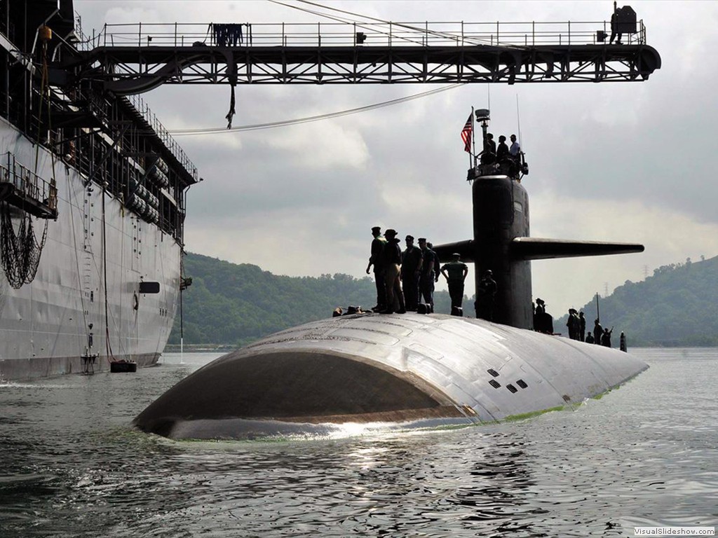 Louisville (SSN-724)-19