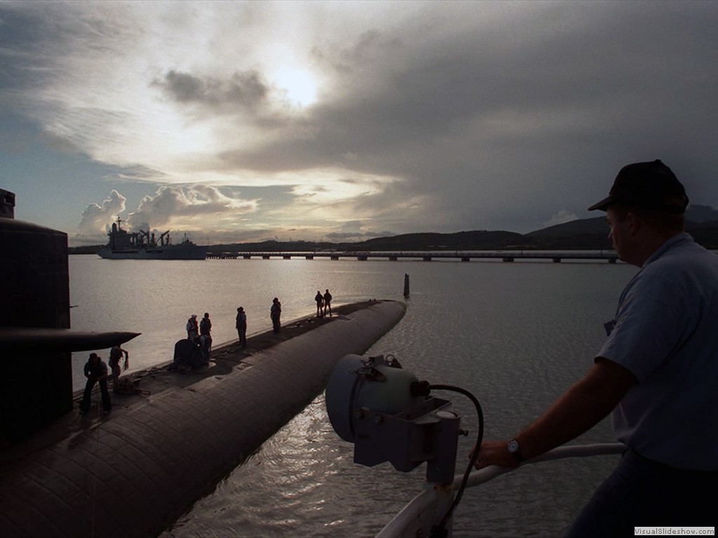 Newport News (SSN-750)-6