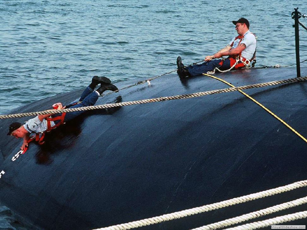 Oklahoma City (SSN-723)-9
